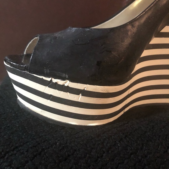 Michael Kors Shoes - Picture 5 of 5